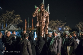 نشست شهردار تهران با خانواده قهرمانان حادثه ساختمان پلاسکو