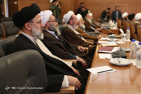 سومین جلسه مشترک هیئت رئیسه خبرگان رهبری با کمیسیون های داخلی دوره پنجم