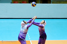 دیدار دو تیم والیبال بانوان آبنوس تهران و شهرداری تبریز