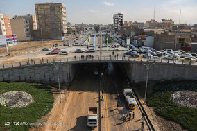 ترکیدگی لوله و نشست زمین در تقاطع 15خرداد قم