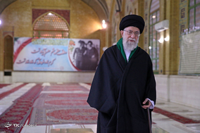 حضور رهبر معظم انقلاب در مرقد مطهر امام راحل و گلزار شهدای بهشت زهرا(س)