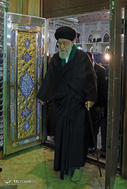 حضور رهبر معظم انقلاب در مرقد مطهر امام راحل و گلزار شهدای بهشت زهرا(س)