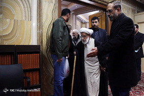 مراسم گرامیداشت چهلم آیت الله حائری شیرازی