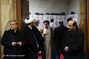 مراسم گرامیداشت چهلم آیت الله حائری شیرازی