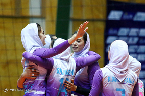دیدار دو تیم پیکان تهران و آبنوس تهران از هفته هشتم لیگ برتر والیبال بانوان
