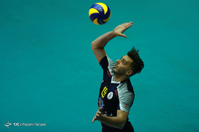 دیدار تیم‌های والیبال شمس و رعد پدافند کاشان
