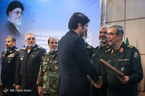 همایش تجلیل از پژوهشگران برتر نیرو‌های مسلح