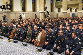 دیدار فرماندهان نیروی هوایی و پدافند هوایی ارتش با فرماندهی معظم کل قوا