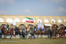 مسابقات نمادین چوگان در میدان نقش جهان به مناسبت دهه فجر