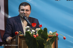 عطرافشانی و گلباران مزار شهدای ادیان توحیدی در شهرستان اسلامشهر