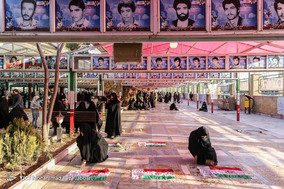 آئین مهمانی لاله ها در قم