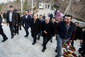 آیین برافراشتن بزرگترین پرچم جمهوری اسلامی ایران