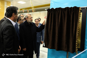 بهره برداری از ایستگاه جانبازان قطار شهری شیراز
