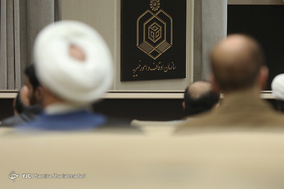 نشست بررسی دستاوردهای قرآنی انقلاب اسلامی