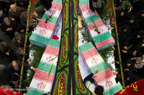 تشییع پیکر مطهر ۹ شهید گمنام در کرج