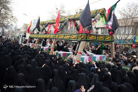 تشییع پیکر مطهر ۹ شهید گمنام در کرج