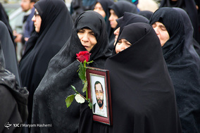 تشییع پیکر مطهر ۹ شهید گمنام در کرج