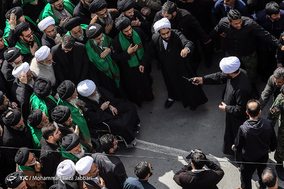 دسته عزاداری شهادت حضرت زهرا سلام الله علیها با حضور مراجع تقلید - قم