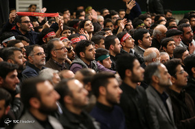 مراسم عزاداری شام شهادت حضرت زهرا (س) با حضور رهبر معظم انقلاب