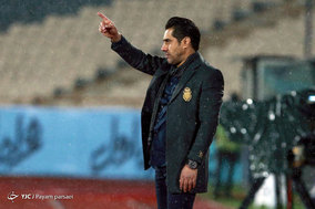 دیدار تیم های فوتبال پرسپولیس و استقلال خوزستان