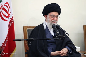 دیدار دست‌اندرکاران کنگره ۱۴ هزار شهید جامعه کارگری کشور با رهبر انقلاب