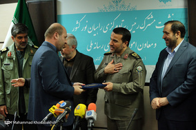 نشست مشترک معاون سیما با رئیس بنیاد حفظ آثار و نشر ارزش‌های دفاع مقدس
