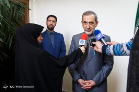 دیدار دکتر ولایتی با معاون وزیر امور خارجه ژاپن