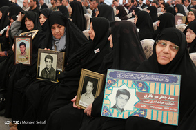مراسم هفته درختکاری با حضور خانواده های معظم شهدا و ایثارگران