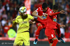 بازی تیم‌های فوتبال پرسپولیس و الوصل امارات