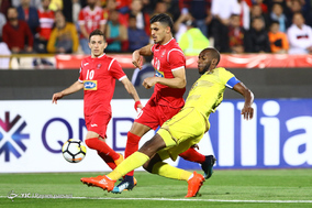 بازی تیم‌های فوتبال پرسپولیس و الوصل امارات