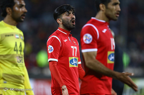 بازی تیم‌های فوتبال پرسپولیس و الوصل امارات