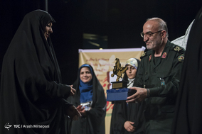 اولین گردهمایی سراسری ره یافتگان نور