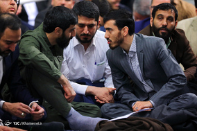 دیدار مداحان اهل‌بیت علیهم‌السلام با رهبر انقلاب اسلامی