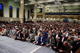 دیدار مداحان اهل‌بیت علیهم‌السلام با رهبر انقلاب اسلامی