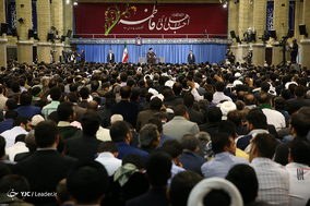 دیدار مداحان اهل‌بیت علیهم‌السلام با رهبر انقلاب اسلامی
