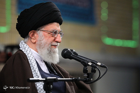 دیدار جمعی از جوانان و نوجوانان عازم اردوهای راهیان نور با رهبر معظم انقلاب