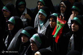 دیدار جمعی از جوانان و نوجوانان عازم اردوهای راهیان نور با رهبر معظم انقلاب