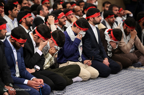 دیدار جمعی از جوانان و نوجوانان عازم اردوهای راهیان نور با رهبر معظم انقلاب