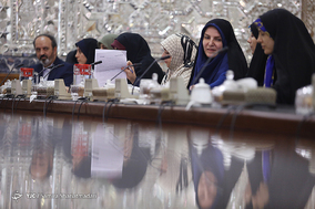 دیدار زنان مجلس شورای اسلامی با لاریجانی