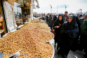 بازار شب عید در همدان