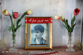 خانه تکانی گلزار شهدا در پنجشنبه آخر سال