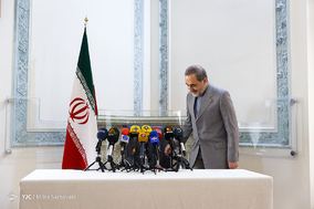 نشست خبری دکتر ولایتی
