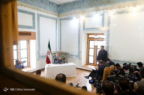 نشست خبری دکتر ولایتی