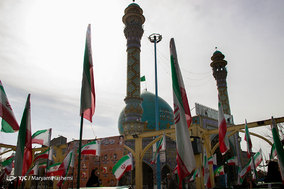 غبارروبی مزار درگذشتگان در آخرین پنجشنبه سال در امام زاده طاهر کرج