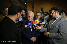 آیین امضای قرارداد توسعه و بهره برداری میادین نفتی سپهر و جفیر