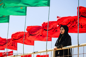 راهیان سرزمین نور