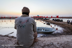 راهیان سرزمین نور