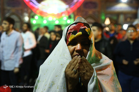 لحظه تحویل سال نو در آستان امامزاده صالح(ع)