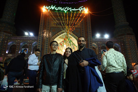 لحظه تحویل سال نو در آستان امامزاده صالح(ع)