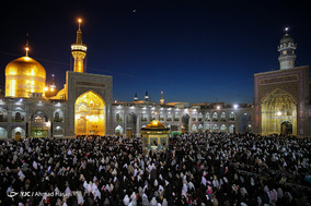 لحظه تحویل سال نو در آستان قدس رضوی